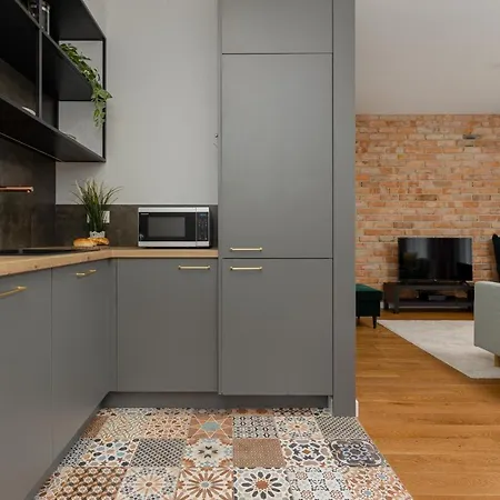 아파트 Modern Stalowa 2 Bedrooms & Parking By Renters