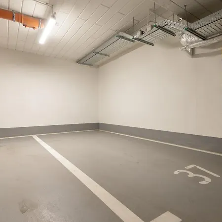 Modern Stalowa 2 Bedrooms & Parking By Renters *