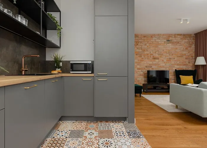 شقة Modern Stalowa 2 Bedrooms & Parking By Renters