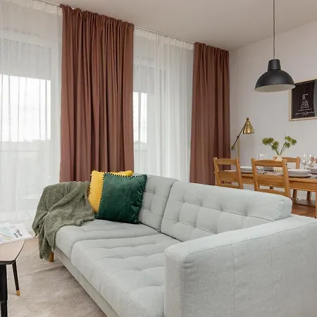 Daire Modern Stalowa 2 Bedrooms & Parking By Renters *